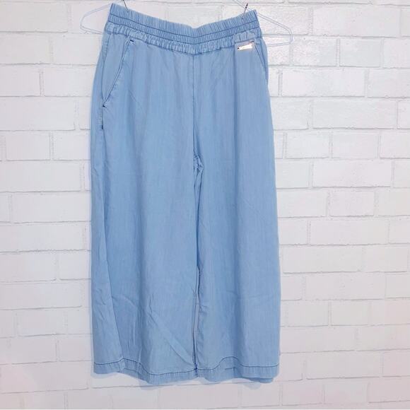 Sweaty Betty $128 Dusk Chambray Blue Wide Leg Culottes Cropped Pants XS EUC - Picture 2 of 13